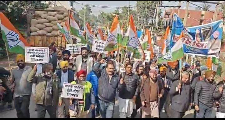 Congress workers led by former MLA Hardayal Singh Kamboj protested against the statement made by Home Minister Amit Shah about Dr. Bhim Rao Ambedkar ji